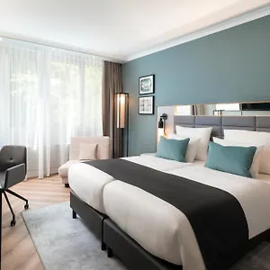 https://leonardo-royal-hotel-dusseldorf-konigsallee.dusseldorf-hotel.net