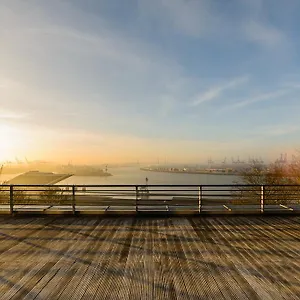 Rainvilles Elbterrassen Hamburg