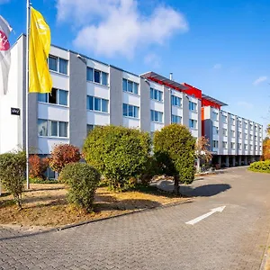 Michel Frankfurt Airport Rüsselsheim